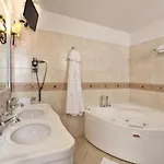 Hotel Angela
