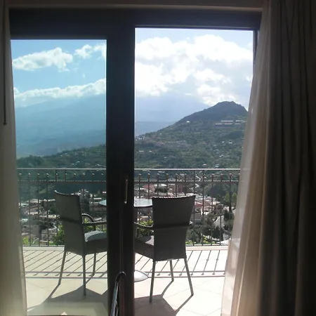 アンジェラ ホテル タオルミーナ