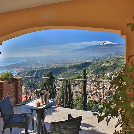 アンジェラ ホテル タオルミーナ