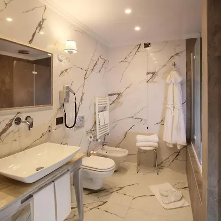 ホテル アンジェラ タオルミーナ