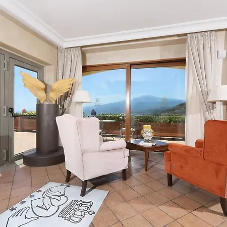 アンジェラ ホテル 4*