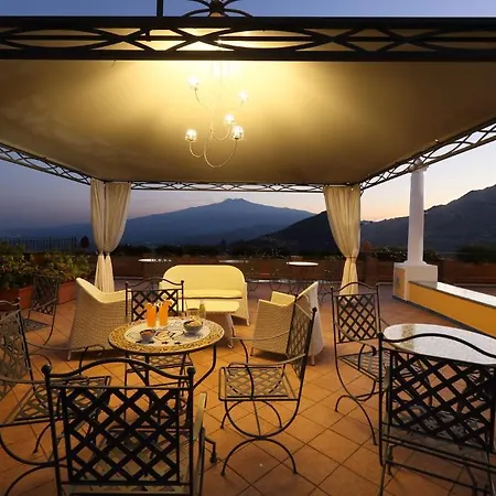 ホテル アンジェラ 4*